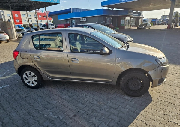 Dacia Sandero cena 13407 przebieg: 248000, rok produkcji 2015 z Rzeszów małe 67
